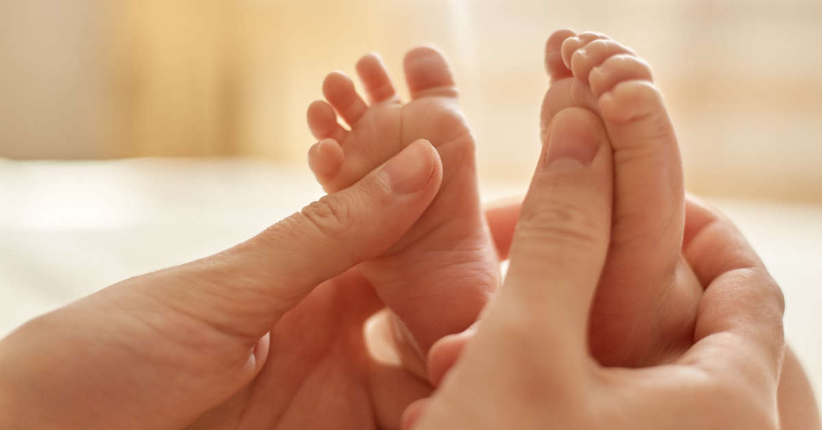 Pierwsza miesiączka po porodzie – kiedy się spodziewać?