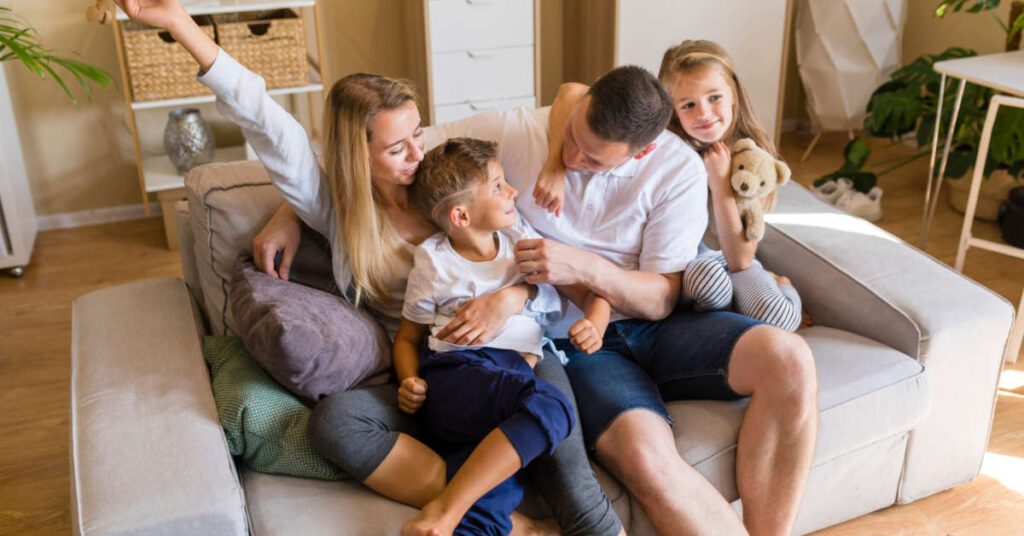 Jak zorganizować rodzinne zdjęcie w domu?
