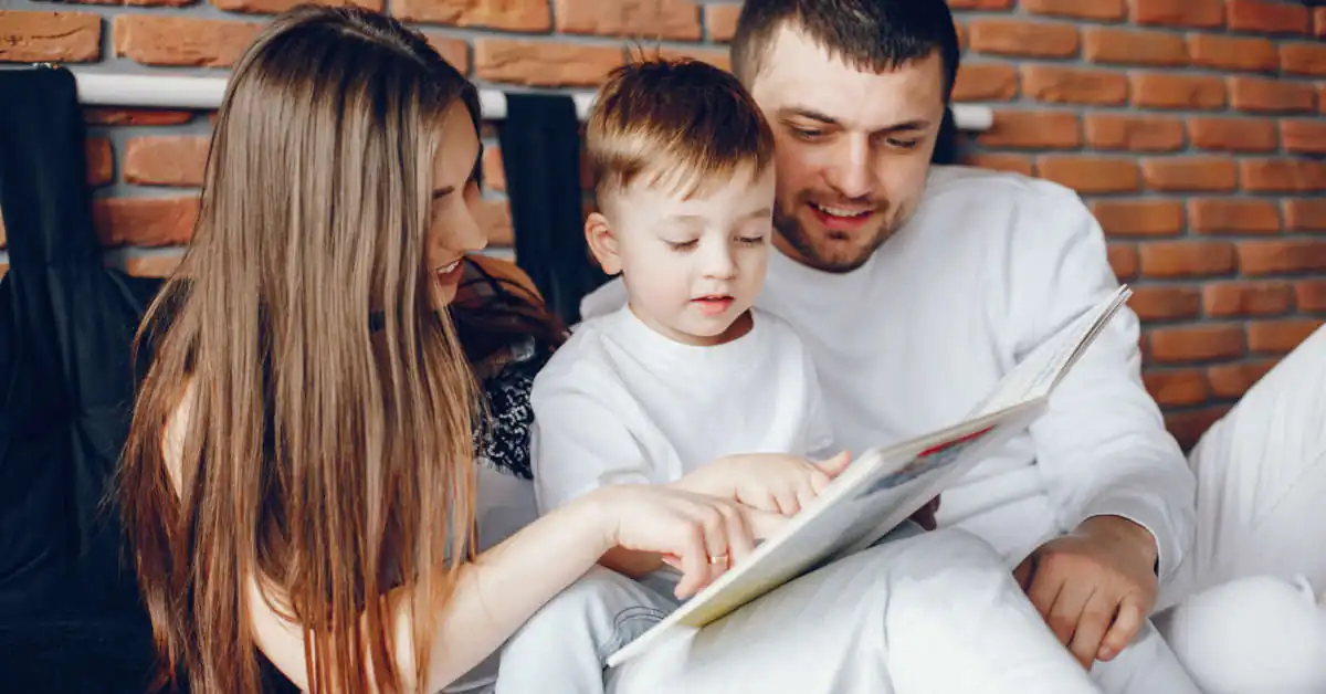 Zuzia lalka nieduża – tekst śpiewanki