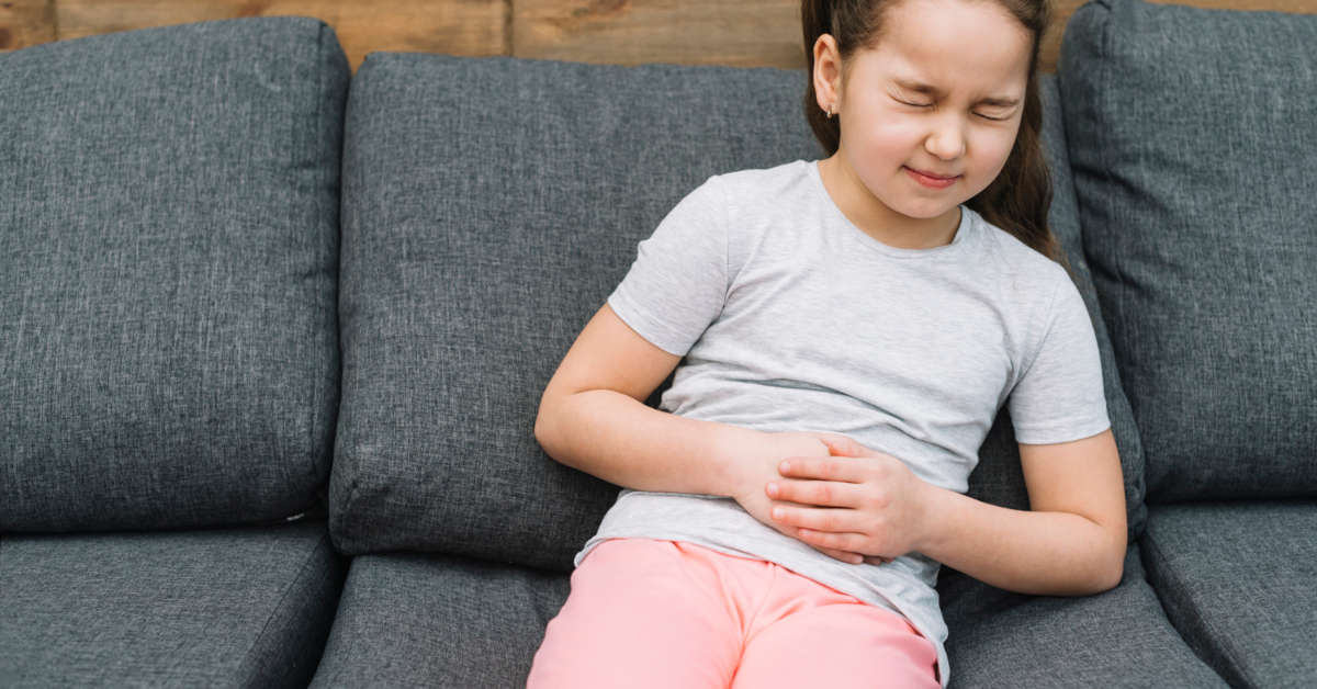 Dziecko wymiotuje bez innych objawów – co robić?