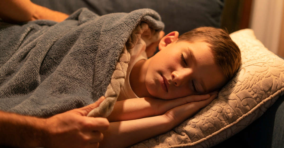 Dziecko 10 lat nie może zasnąć – co robić?