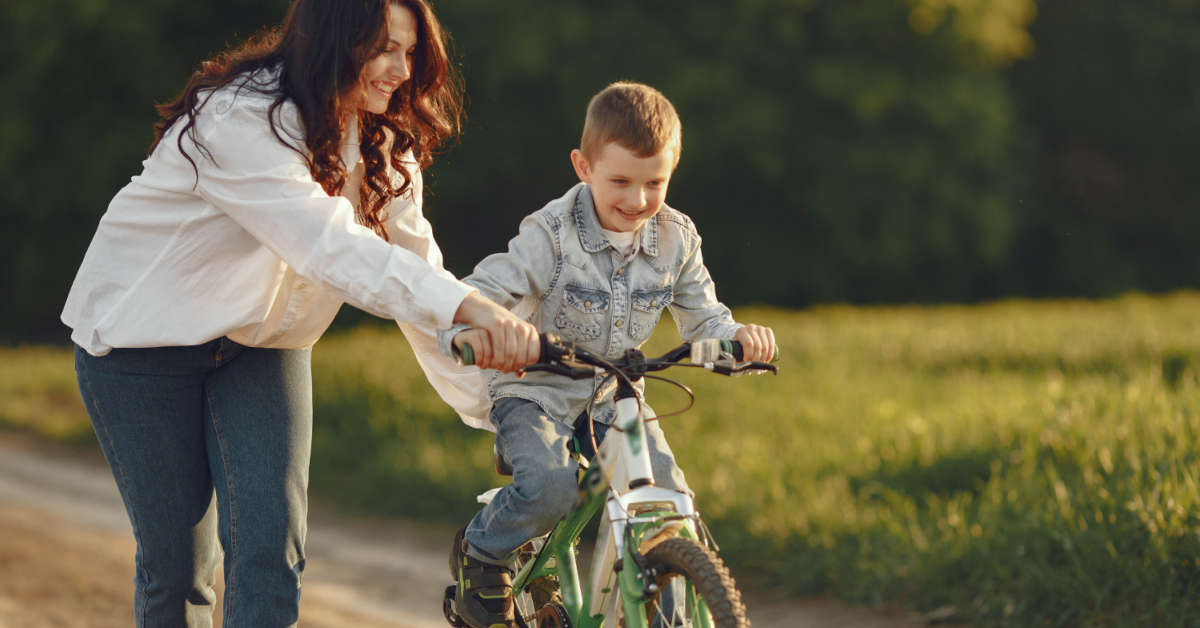 Jak nauczyć dziecko jeździć na rowerze?