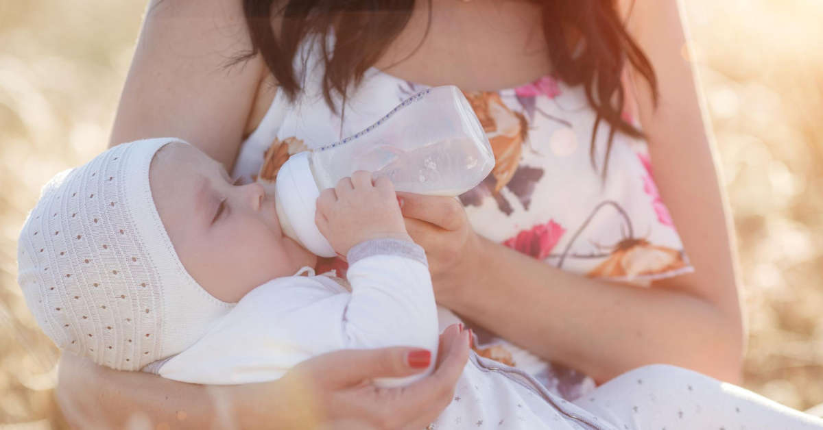 Jaka temperatura mleka dla noworodka?