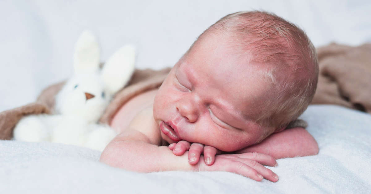 Wydłużona głowa u niemowlaka – czym jest dolichocefalia?