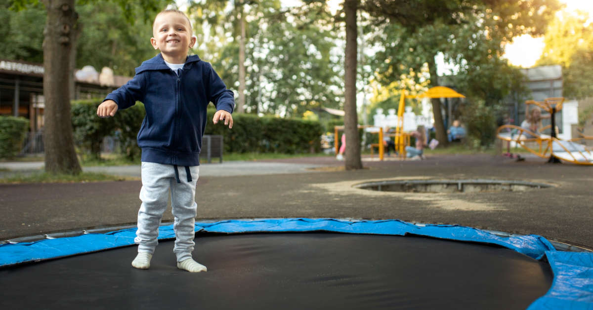 Czy trampolina jest zdrowa dla dzieci?