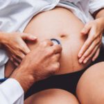 Ile wytrzyma dziecko bez wód płodowych?