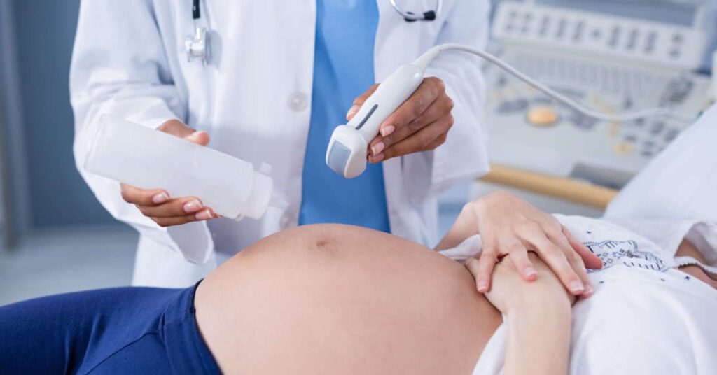 Palenie w ciąży – czym grozi dla matki i dziecka?